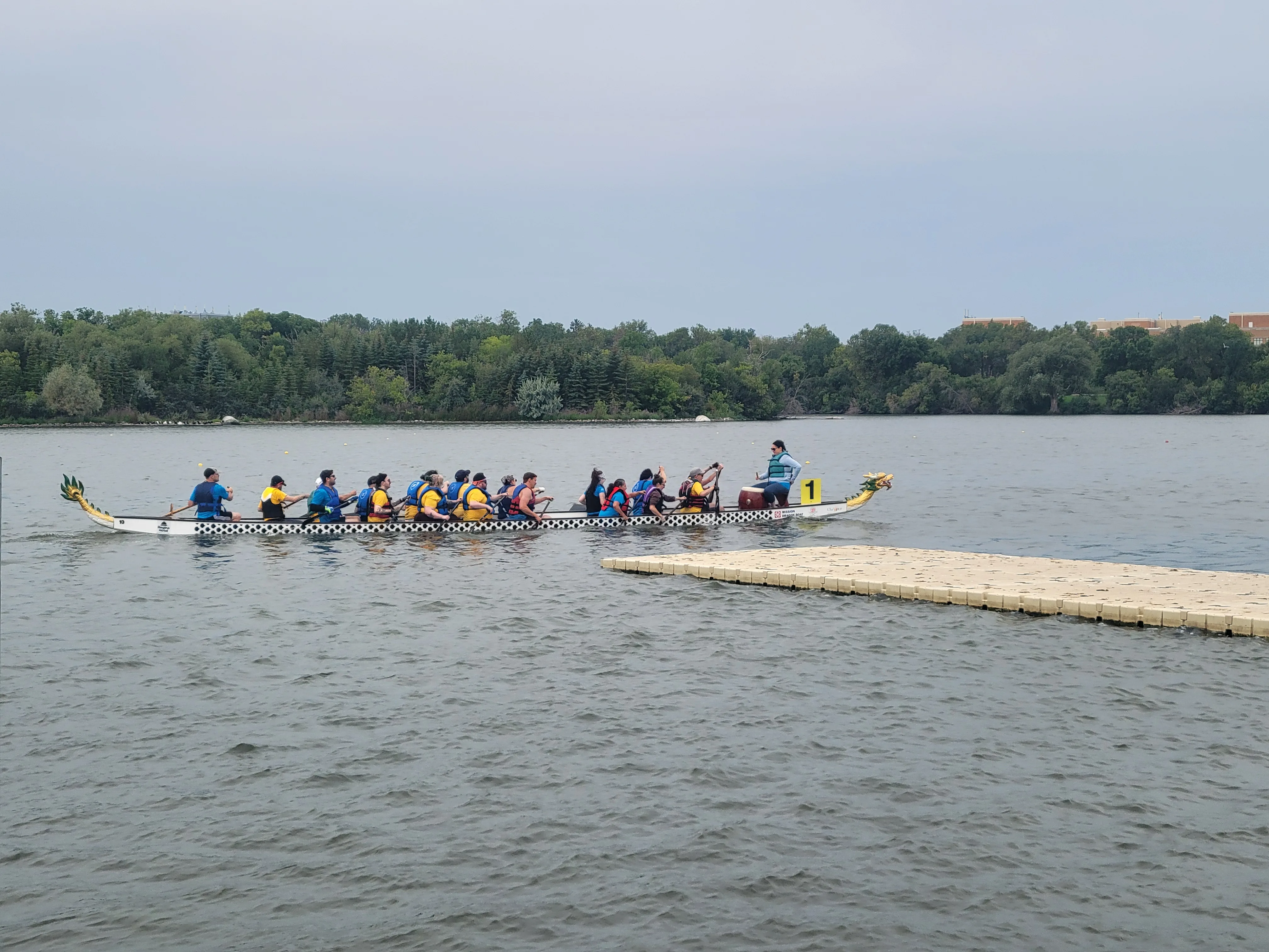 TQ Dragon Boat Club at the Regina Dragon Boat Festival, photo 13